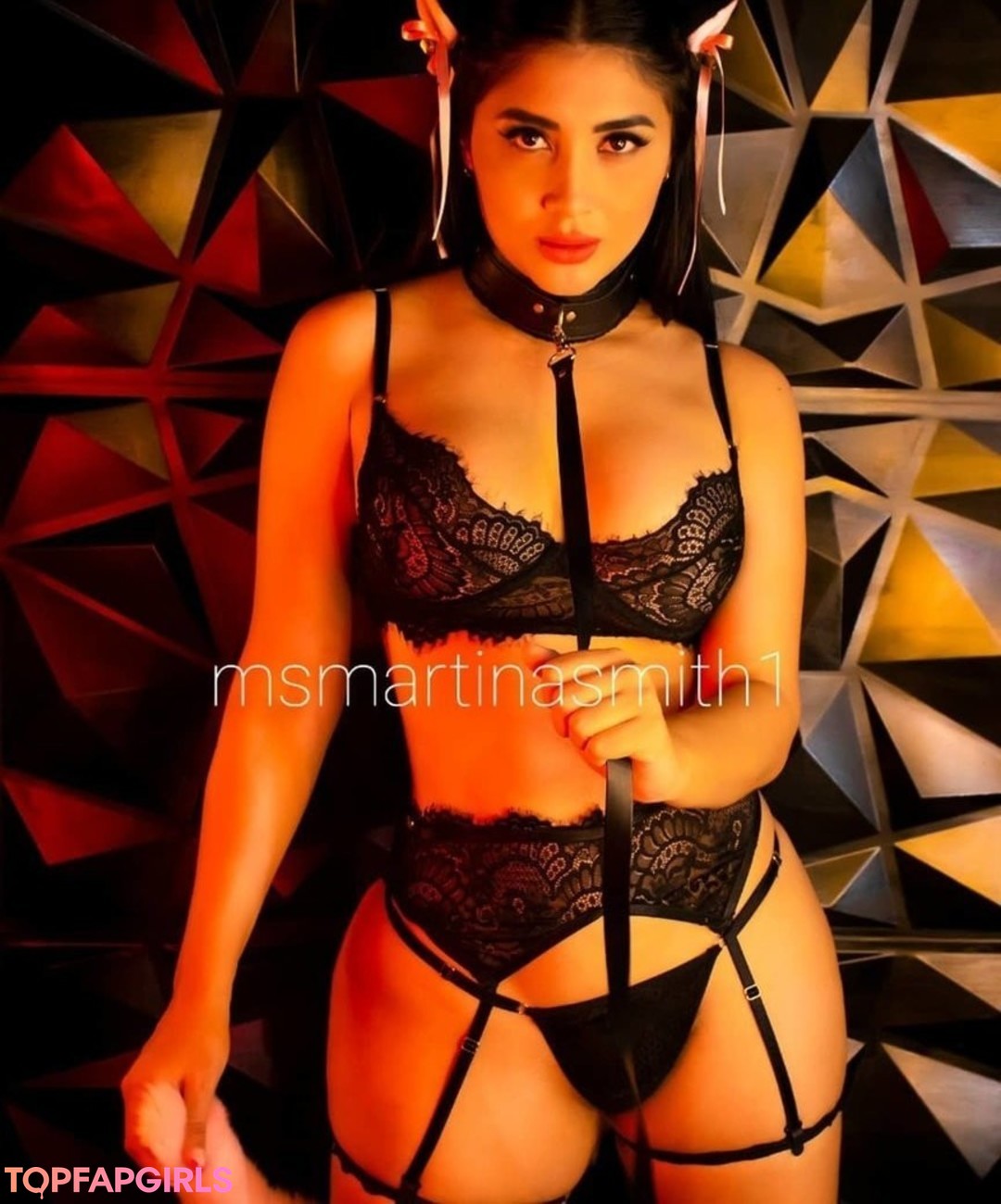 Martina Smith model erotic photo