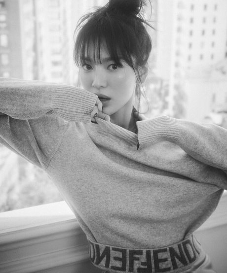 Song Hye kyo nudes model pic