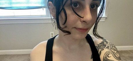 Nymphoeeee profile image