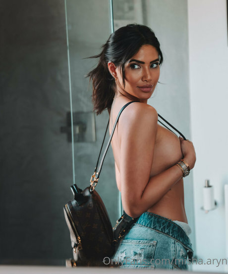 Misha Aryn nice star pics