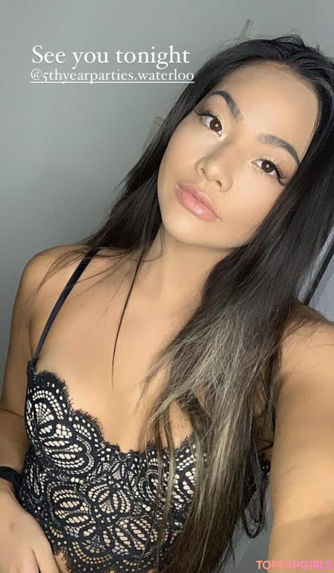 Carly Wong star img