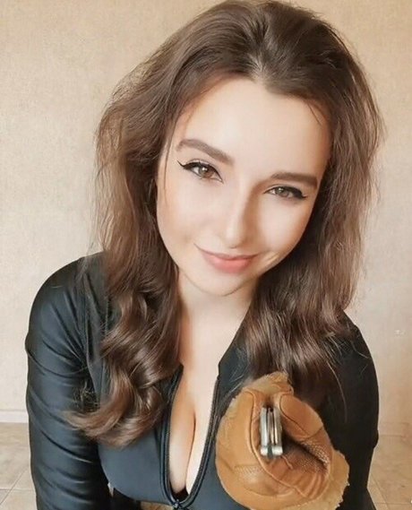 lesbian strapon onlyfans xxx pic