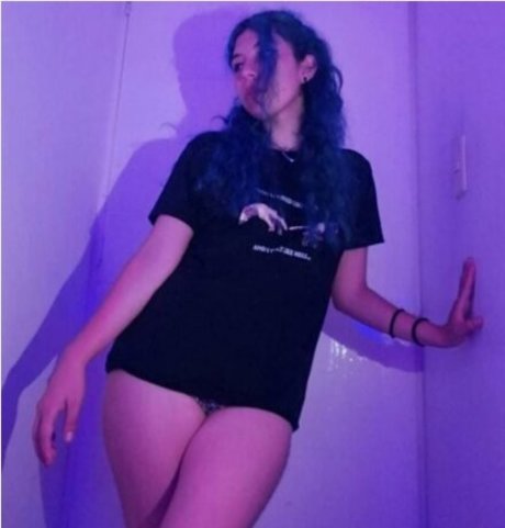 Maricamore Asmr beautiful model photo