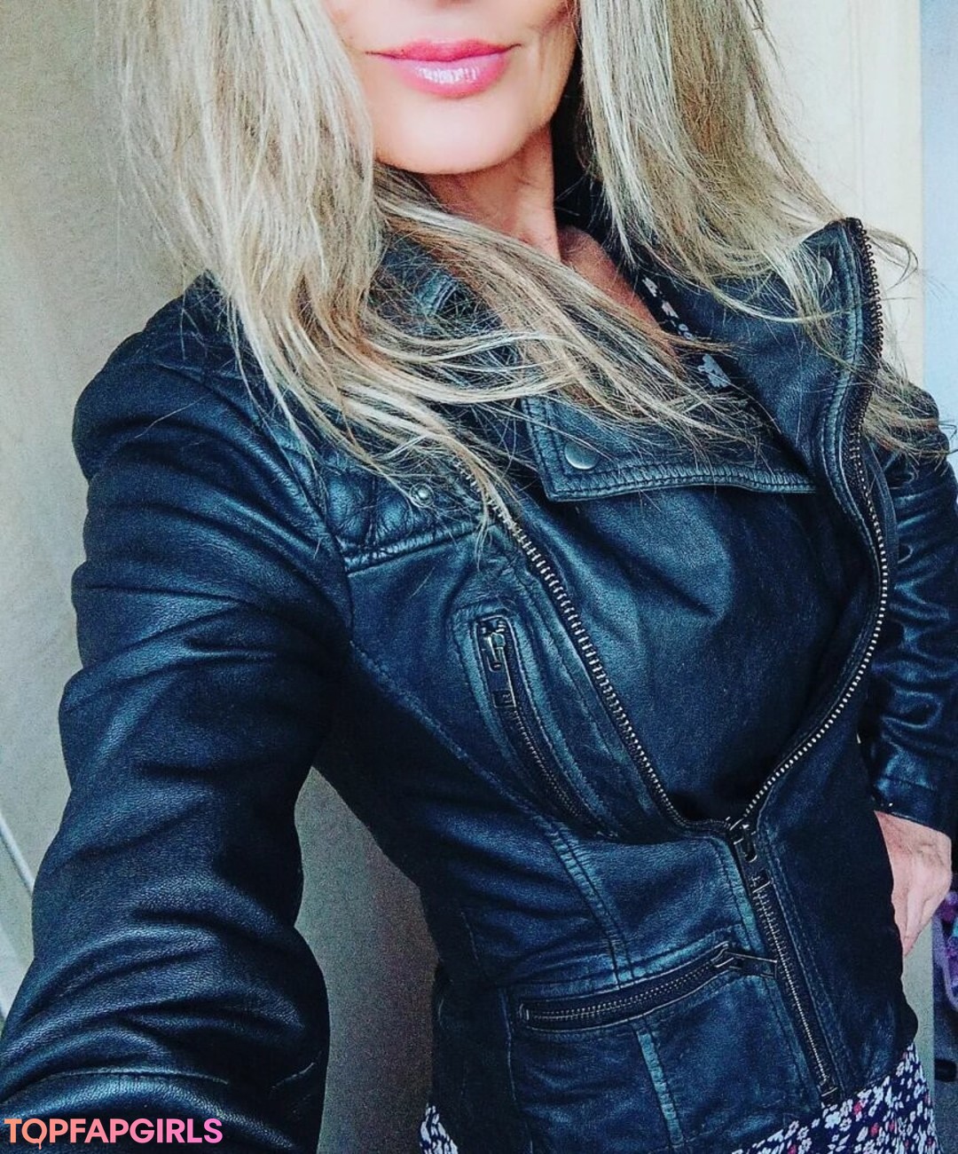 submissive onlyfans beautiful naked pic