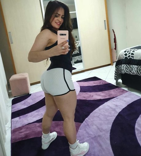 Claudia Trindade pornstar perfect img