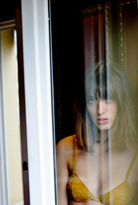 Louise Follain high quality star photo