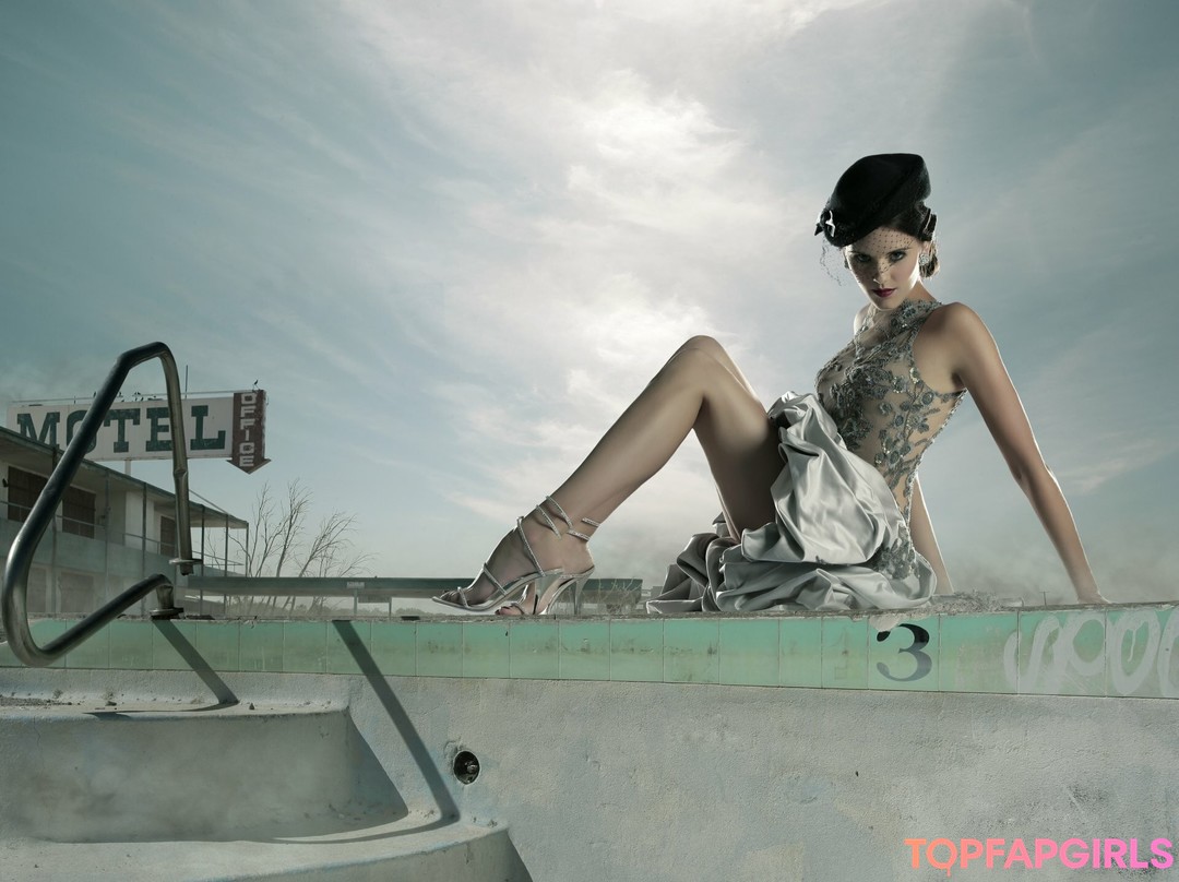 Maggie Grace model high quality images