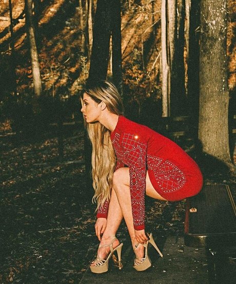 Raven Walton xxx pornstar pic