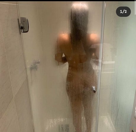 Helen Pales hot model image