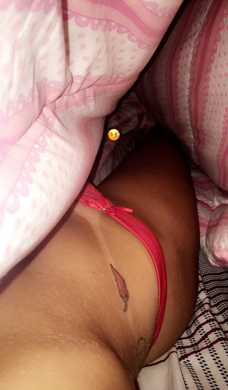 Helen Pales sexy star pictures