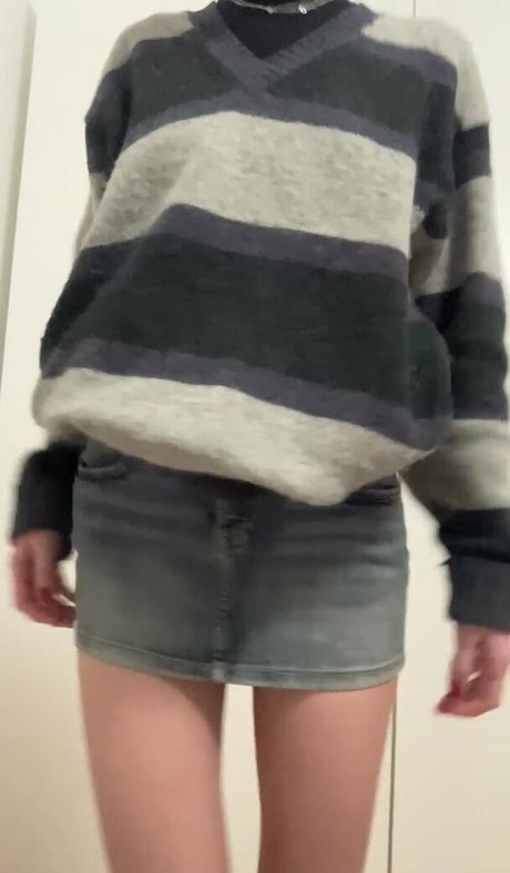 xJuliet nude star pics