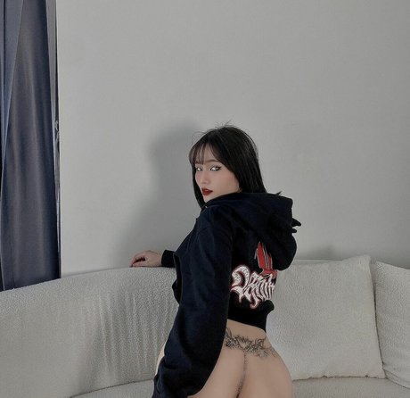 Tuongvan th pornstar high quality images