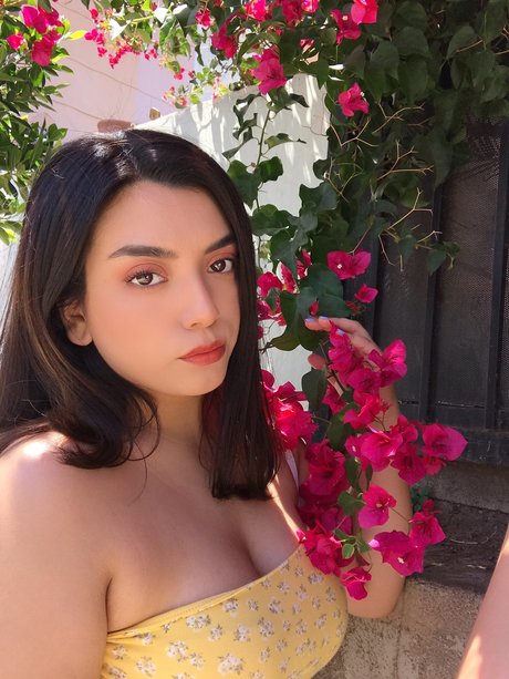 April Maribel Espinoza star pornographic photos