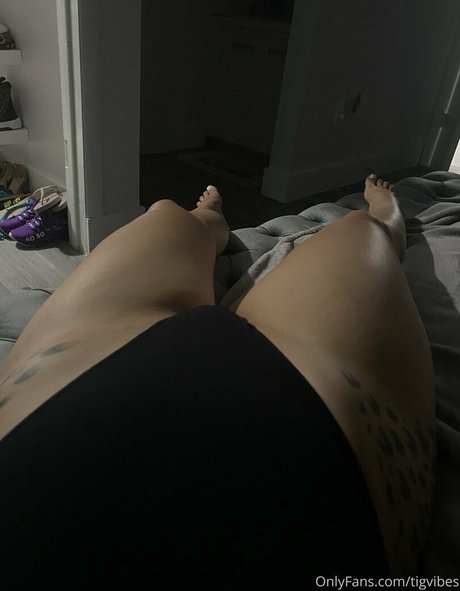 theislandgirl porn actress galleries