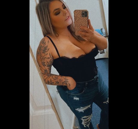 Lilly Zamora star image