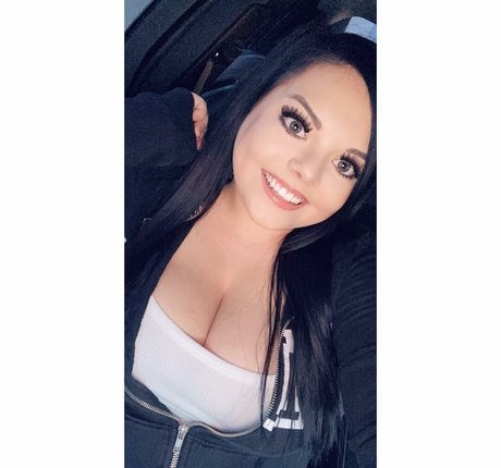 Lilly Zamora nice star pictures