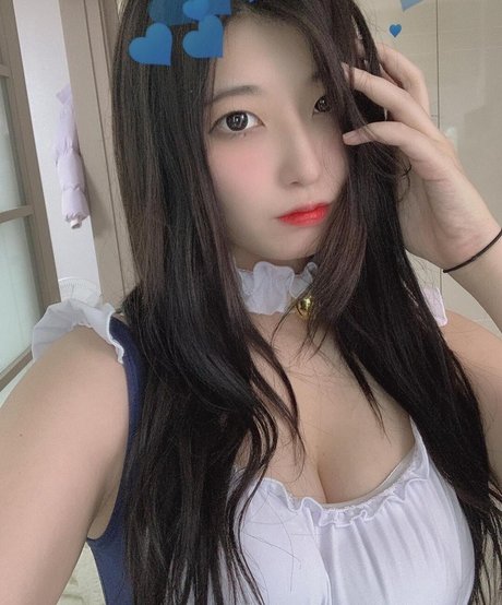 azuan2001 beautiful pornstar photo