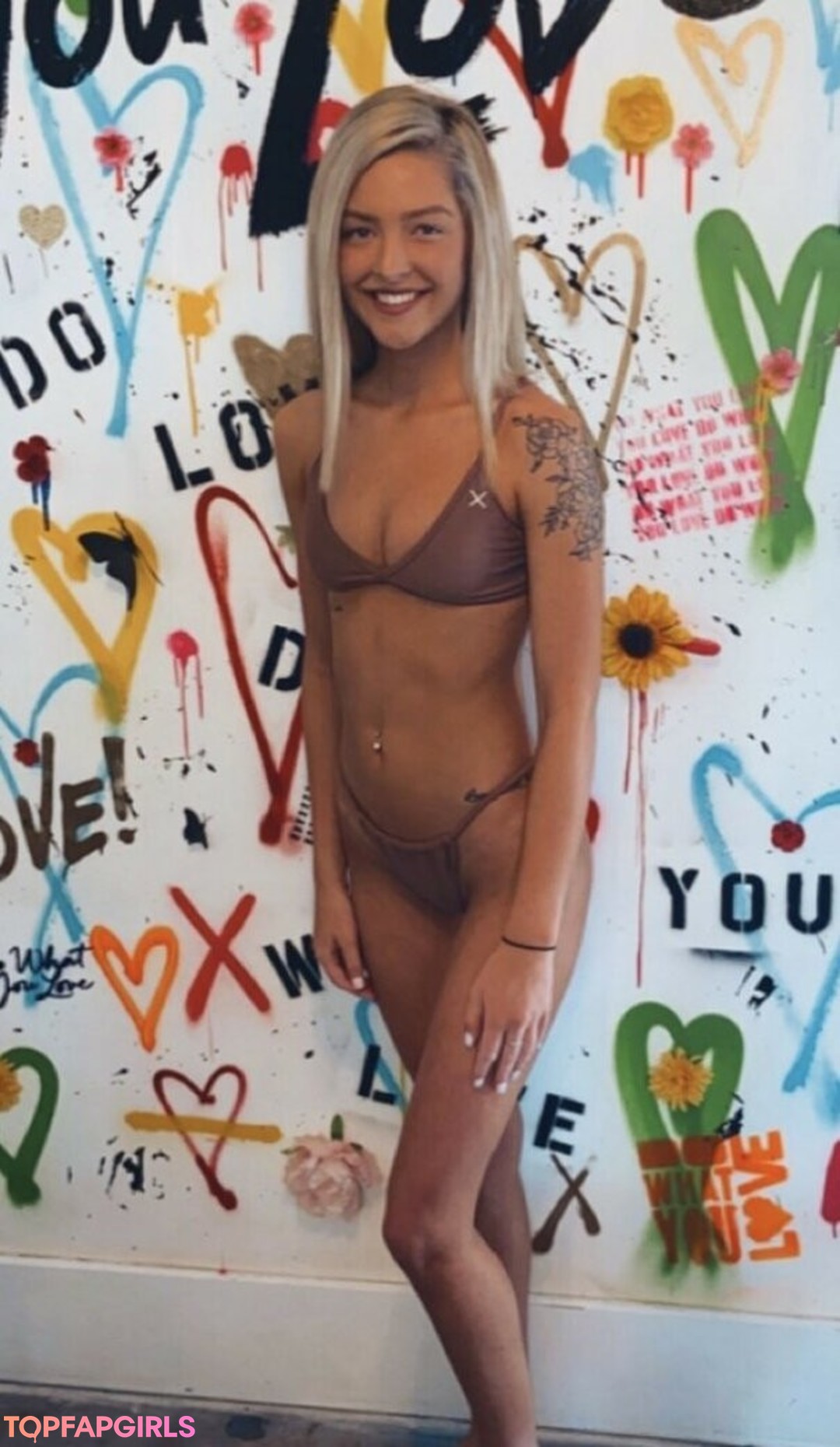 Lexithompson pornstar beautiful pic