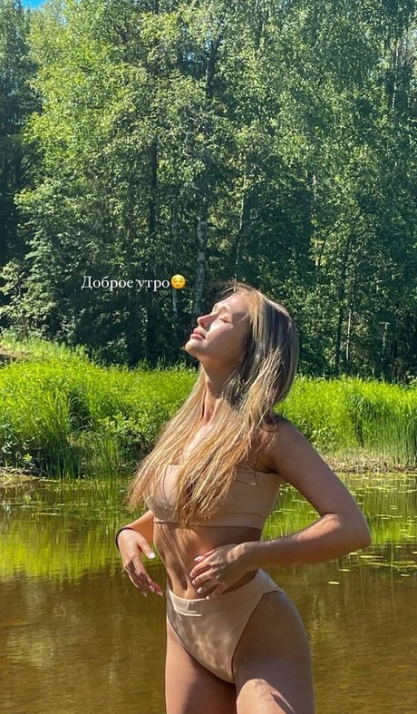 Daria savinaaa high quality actress gallery