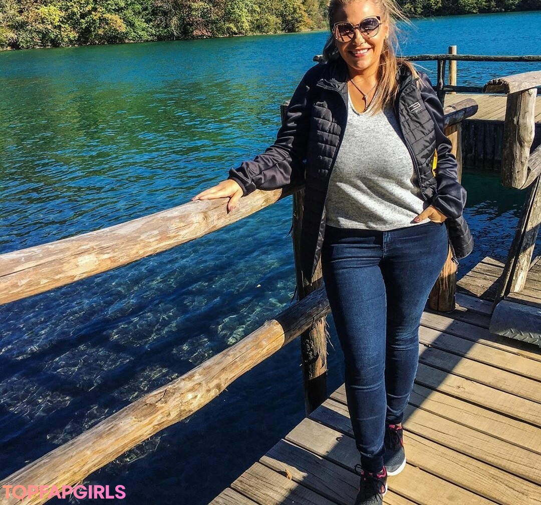 Stella Vulcheva star beautiful img