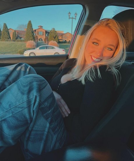 Morgan Watt nudes model pic