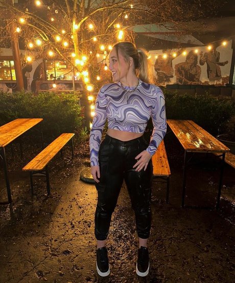 Morgan Watt erotic model images