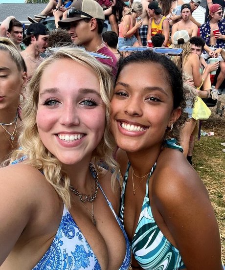 Morgan Watt model nice galleries