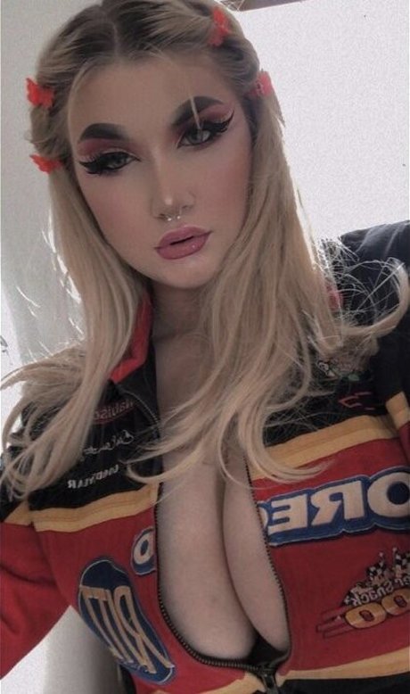 Sophie C star hot pictures