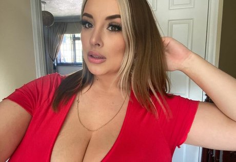 old mom onlyfans sexy nude pic