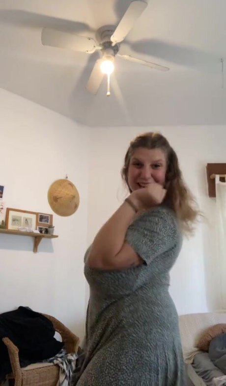 Ori Yaron adult model pic