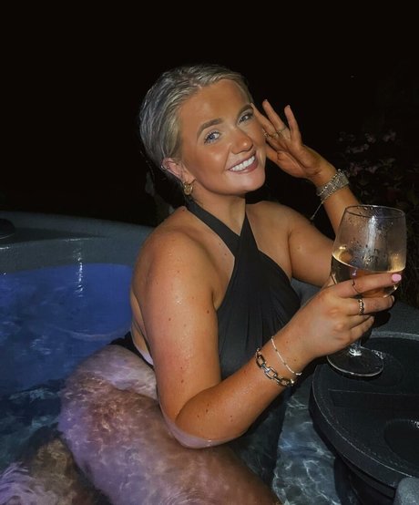 girlfriend experience onlyfans hd img