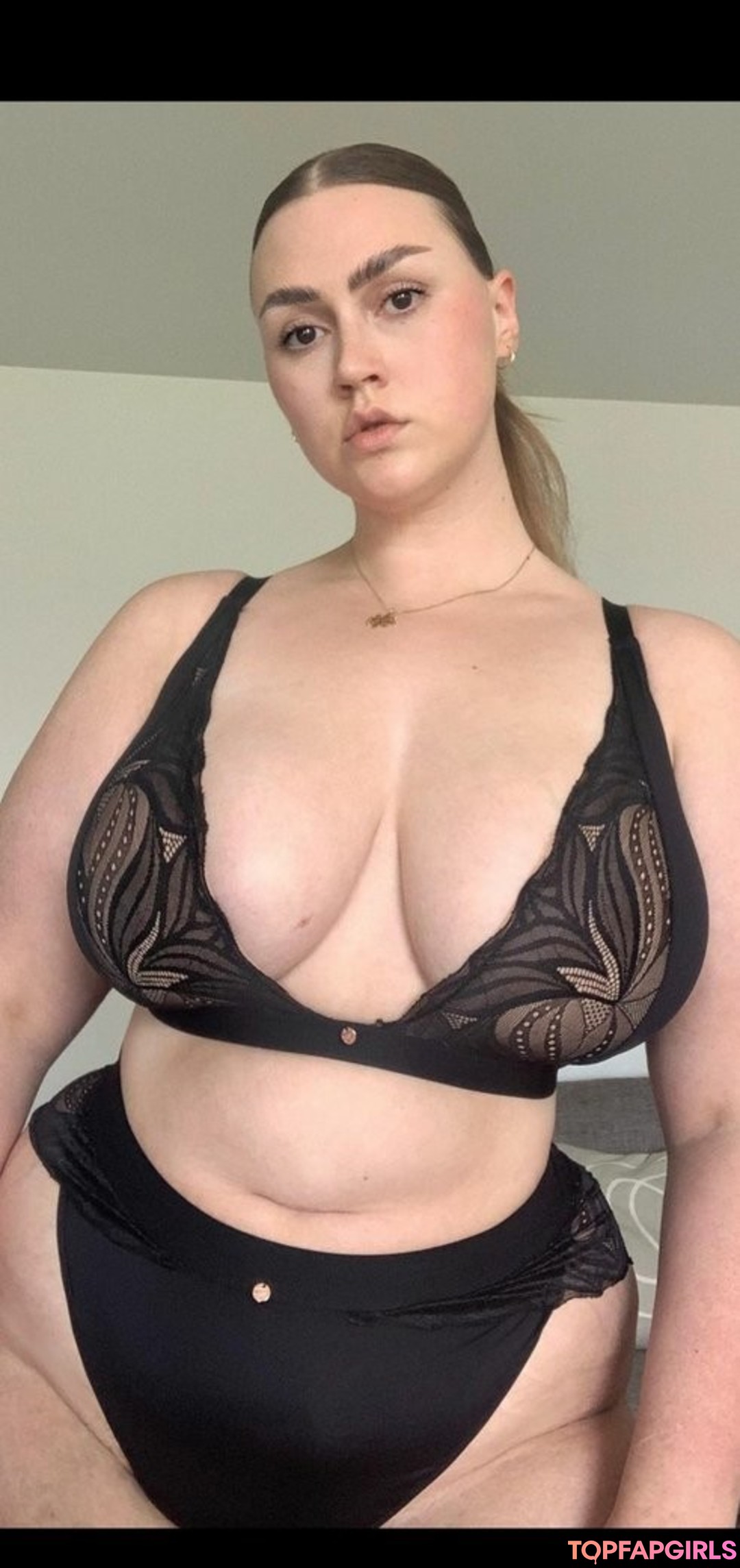 Otoni Ogni pornstar nudes pics
