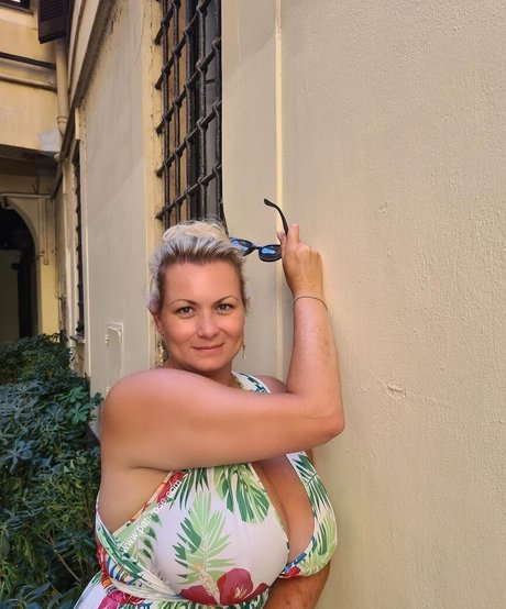 lesbian anal strapon onlyfans hot naked gallery