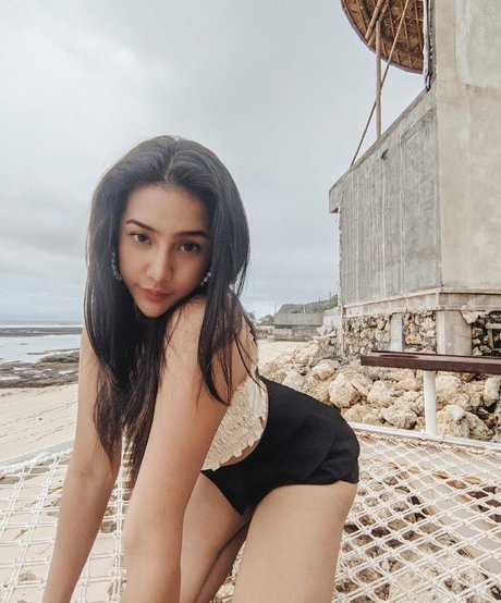 Anya Geraldine pornstar hot img