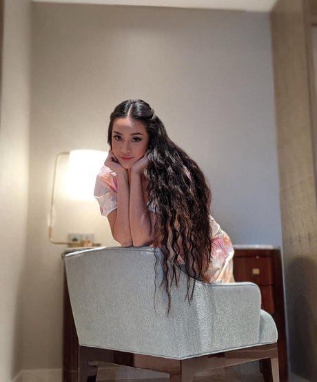 Anya Geraldine hot model photos