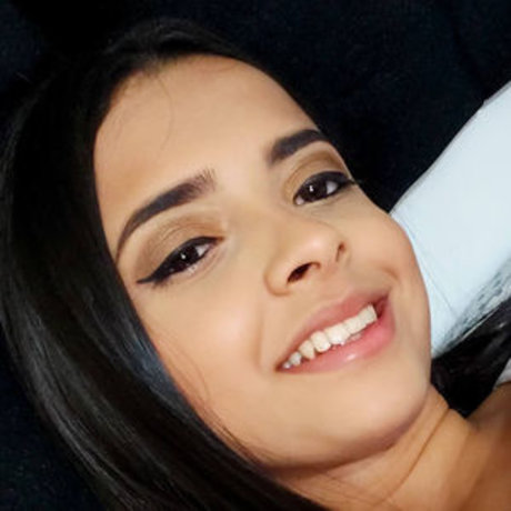 Valeria Rey star art galleries