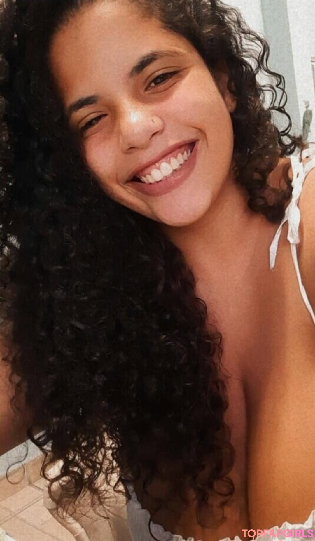 Mayla Coimbra model pornographic photos