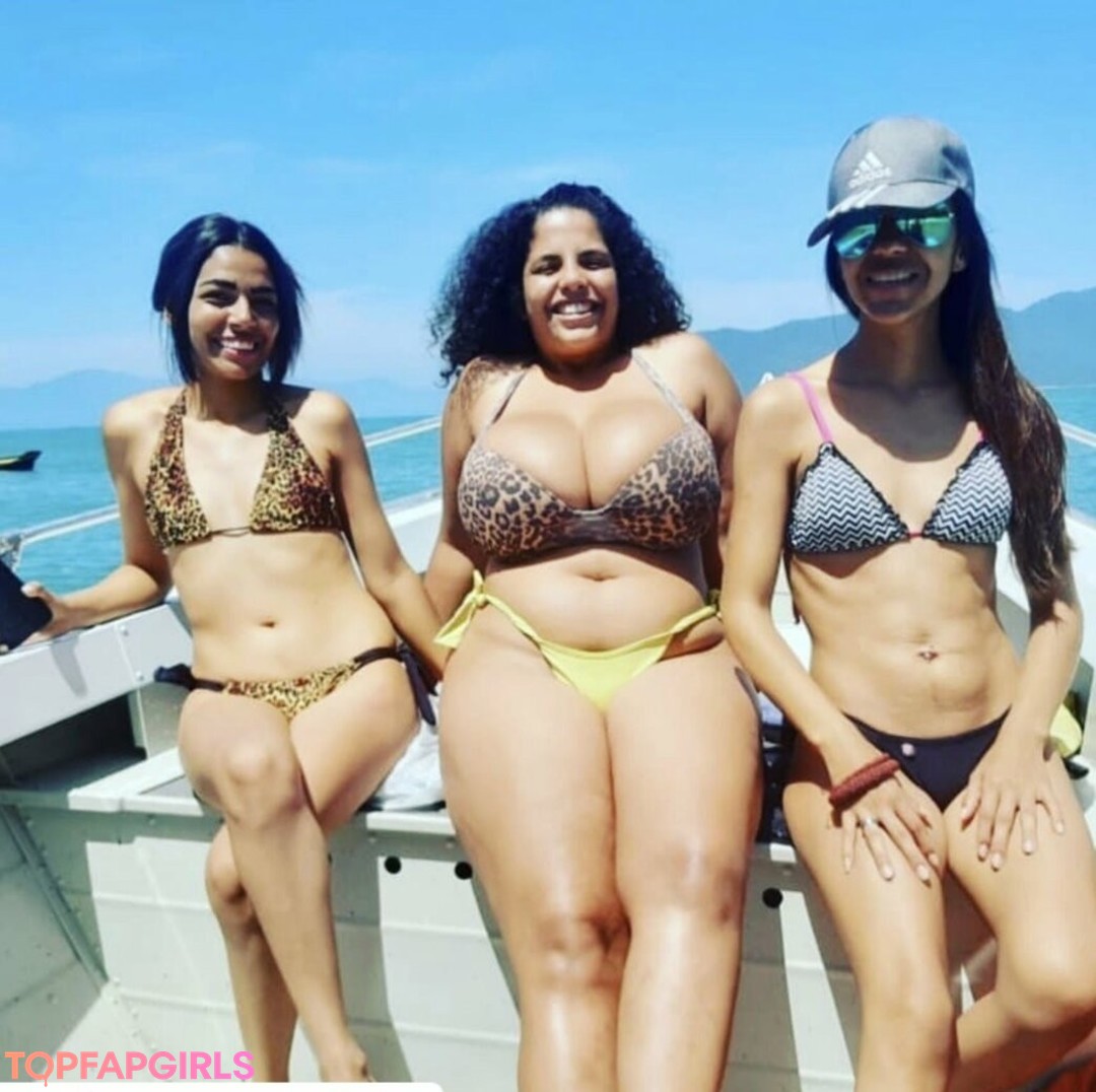 Mayla Coimbra star beautiful galleries