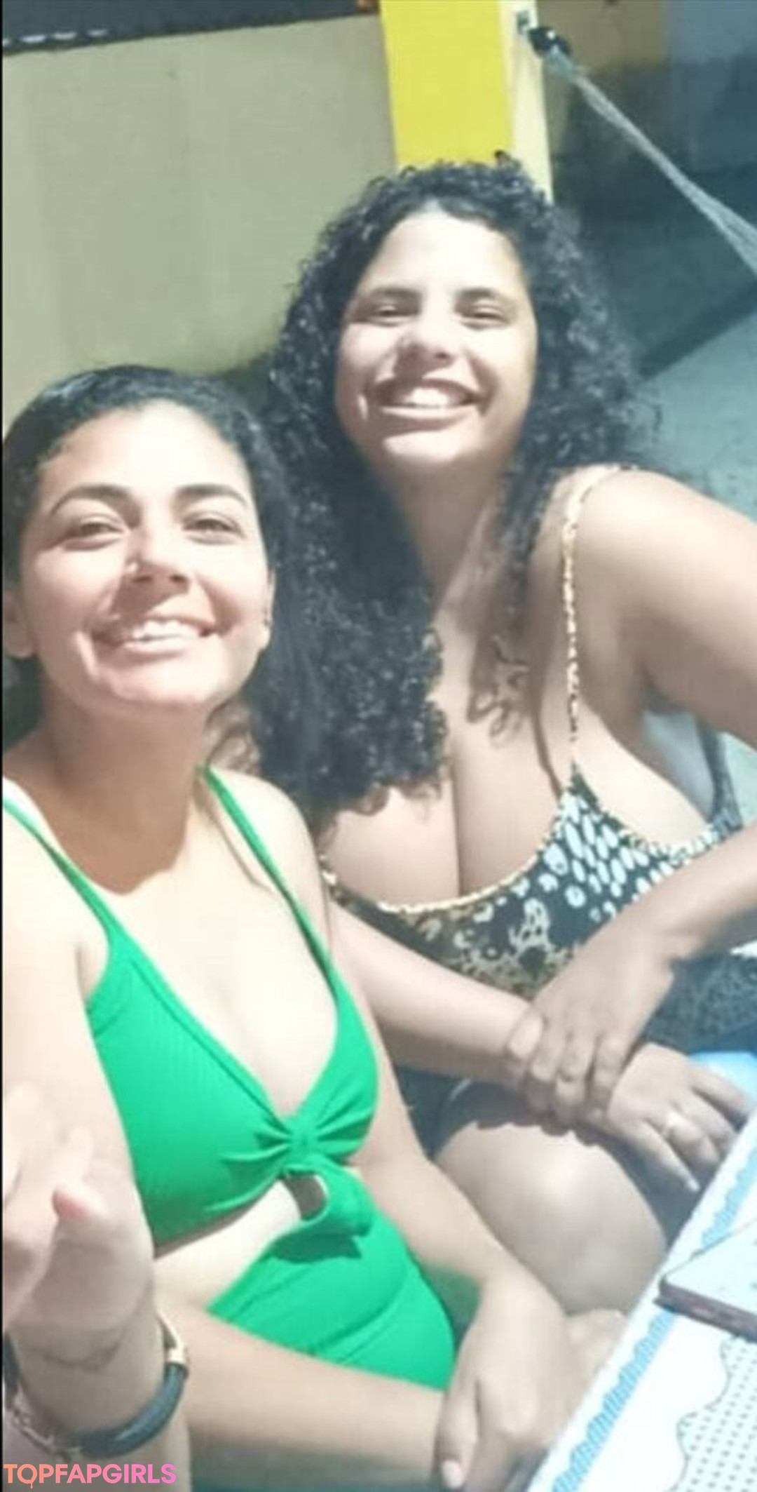 Mayla Coimbra naked actress pic