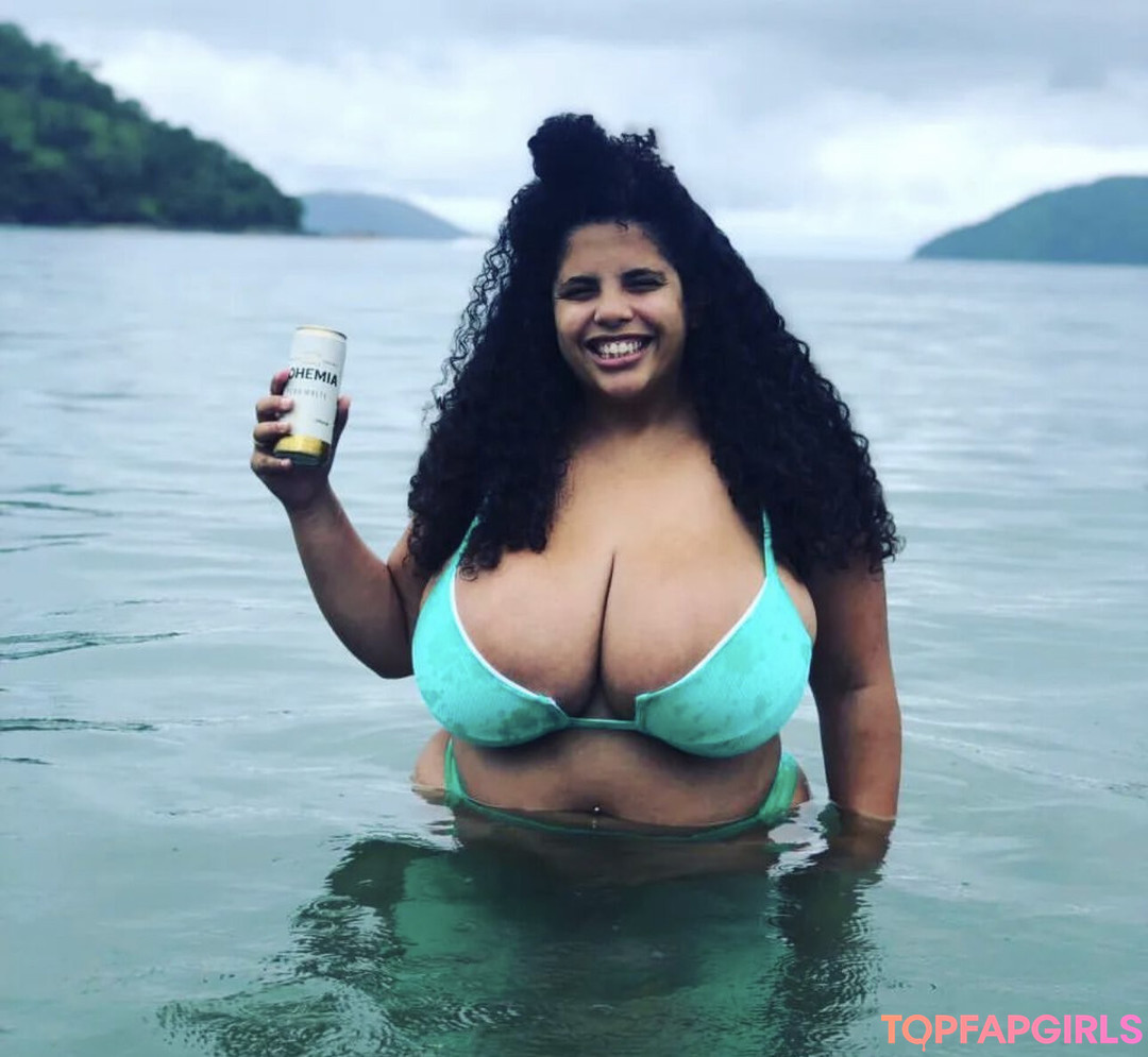 Mayla Coimbra xxx actress img