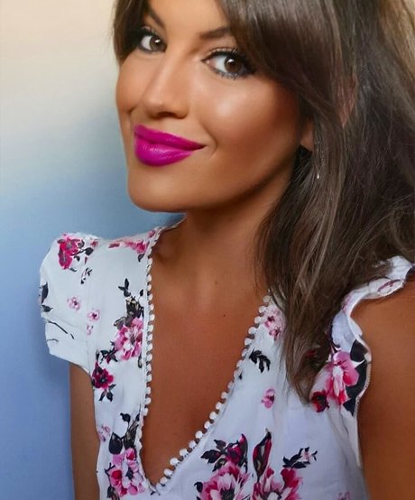 Vicki Walker top profile image