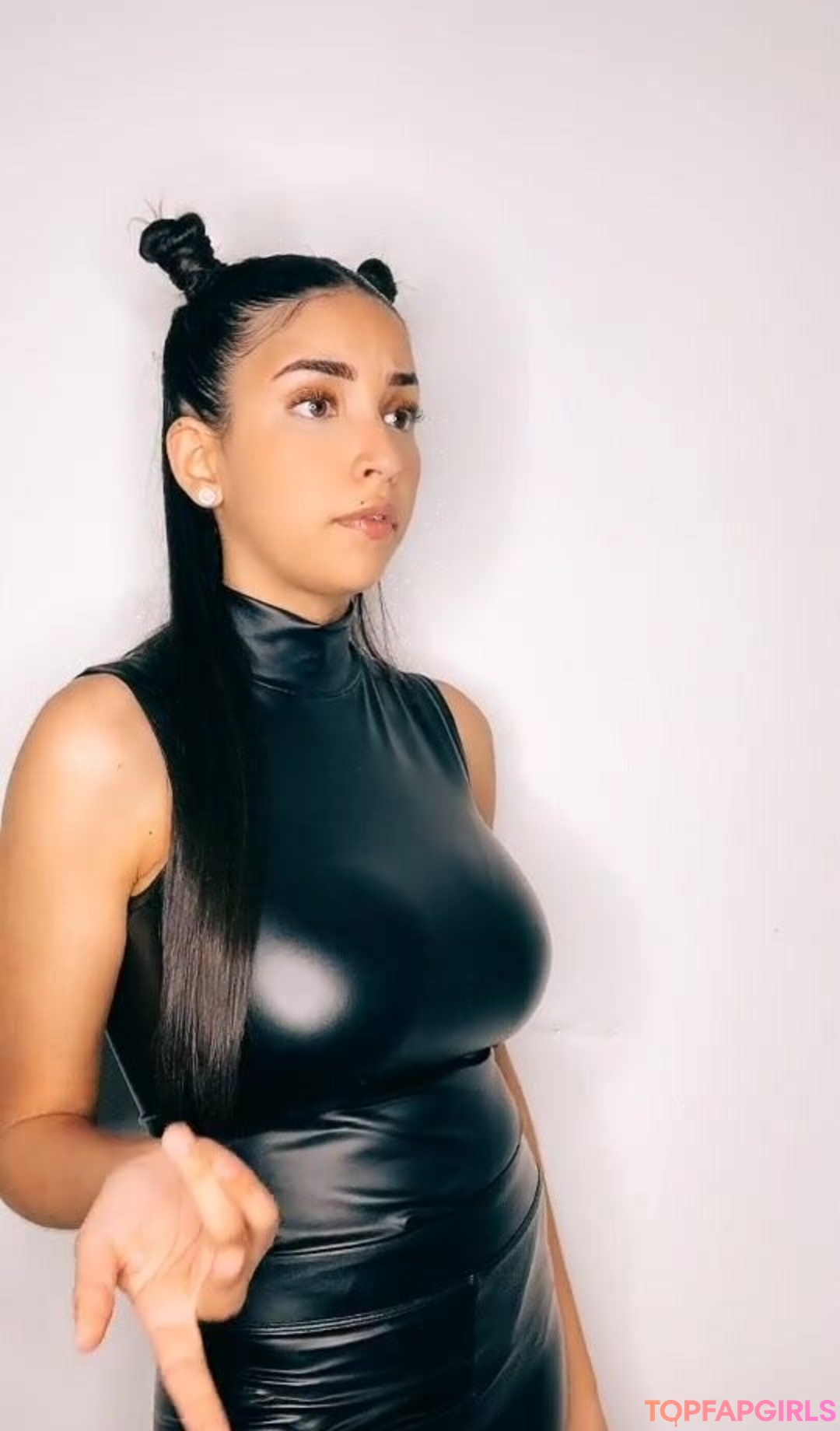 Chirine Sabaiti pornstar xxx pics