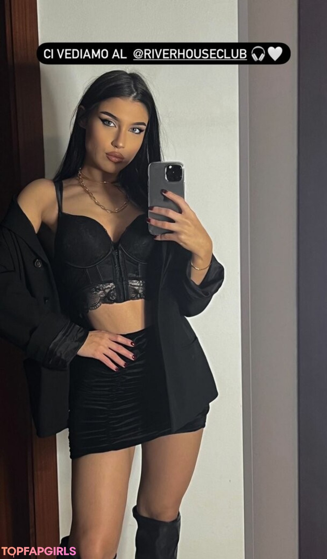 Asia Nardi pretty model pics