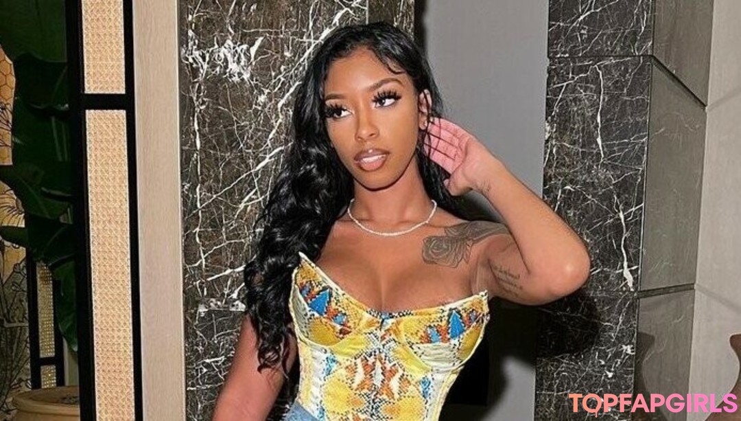 Realamarie pornstar beautiful pic