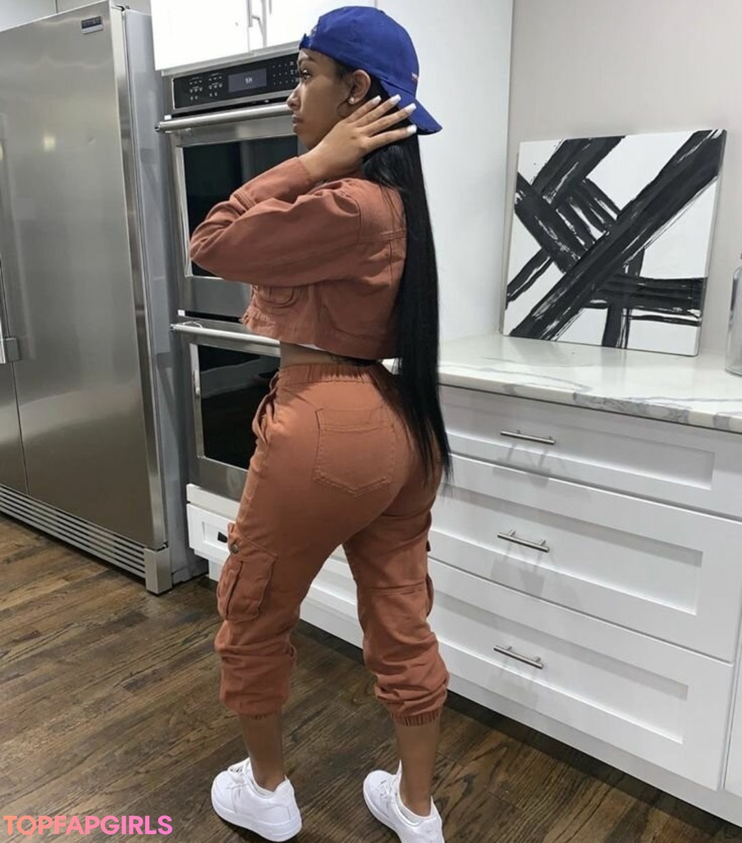Realamarie nude model archive