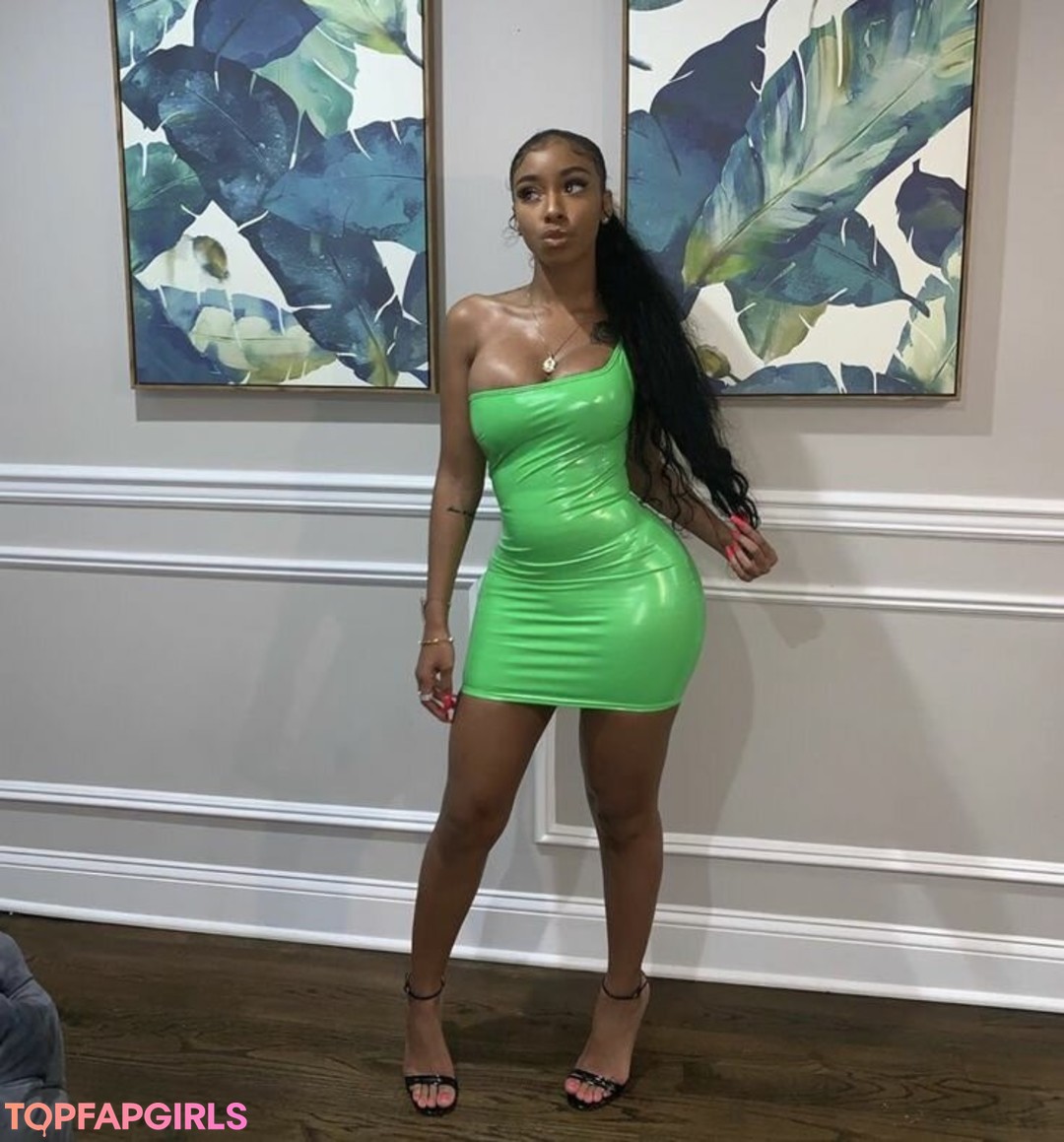 Realamarie star top picture