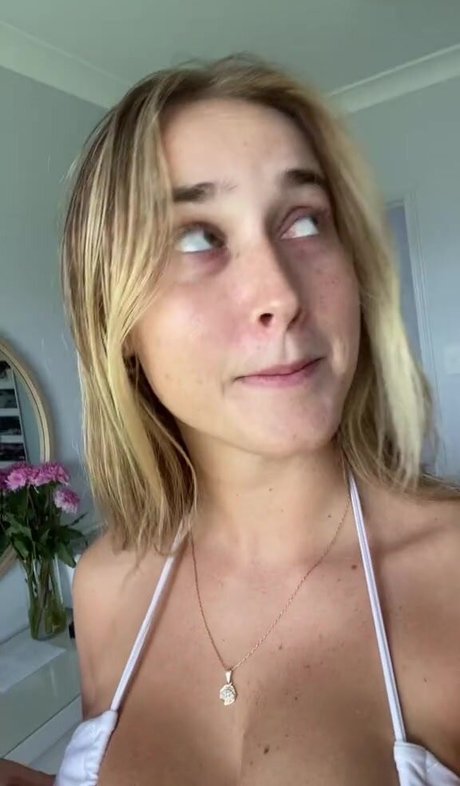 Aimee Slayme hot star pic