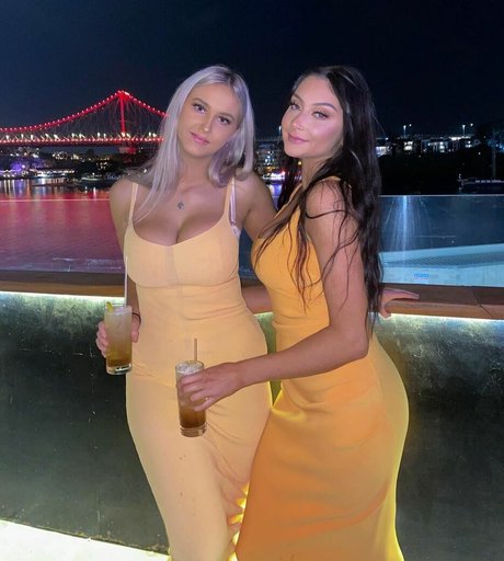 Aimee Slayme naked actress image