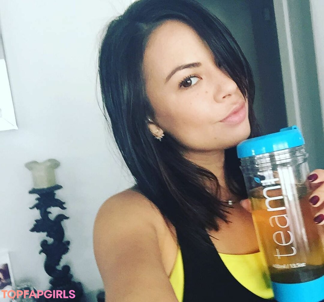 Janel Parrish porn model pic