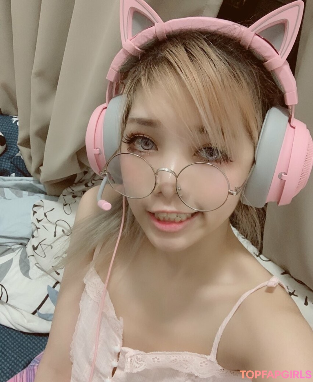 Yuyu Monster pornographic actress picture